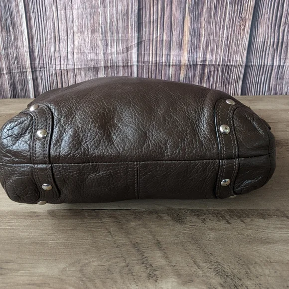 Coach Carly Brown Leather Hobo. It features chocolate brown pebbled leather, - Picture 7 of 11